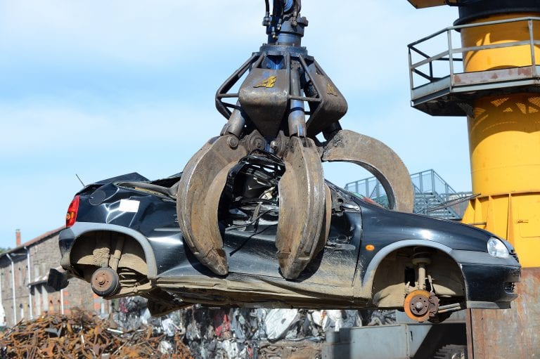 destruction automobile